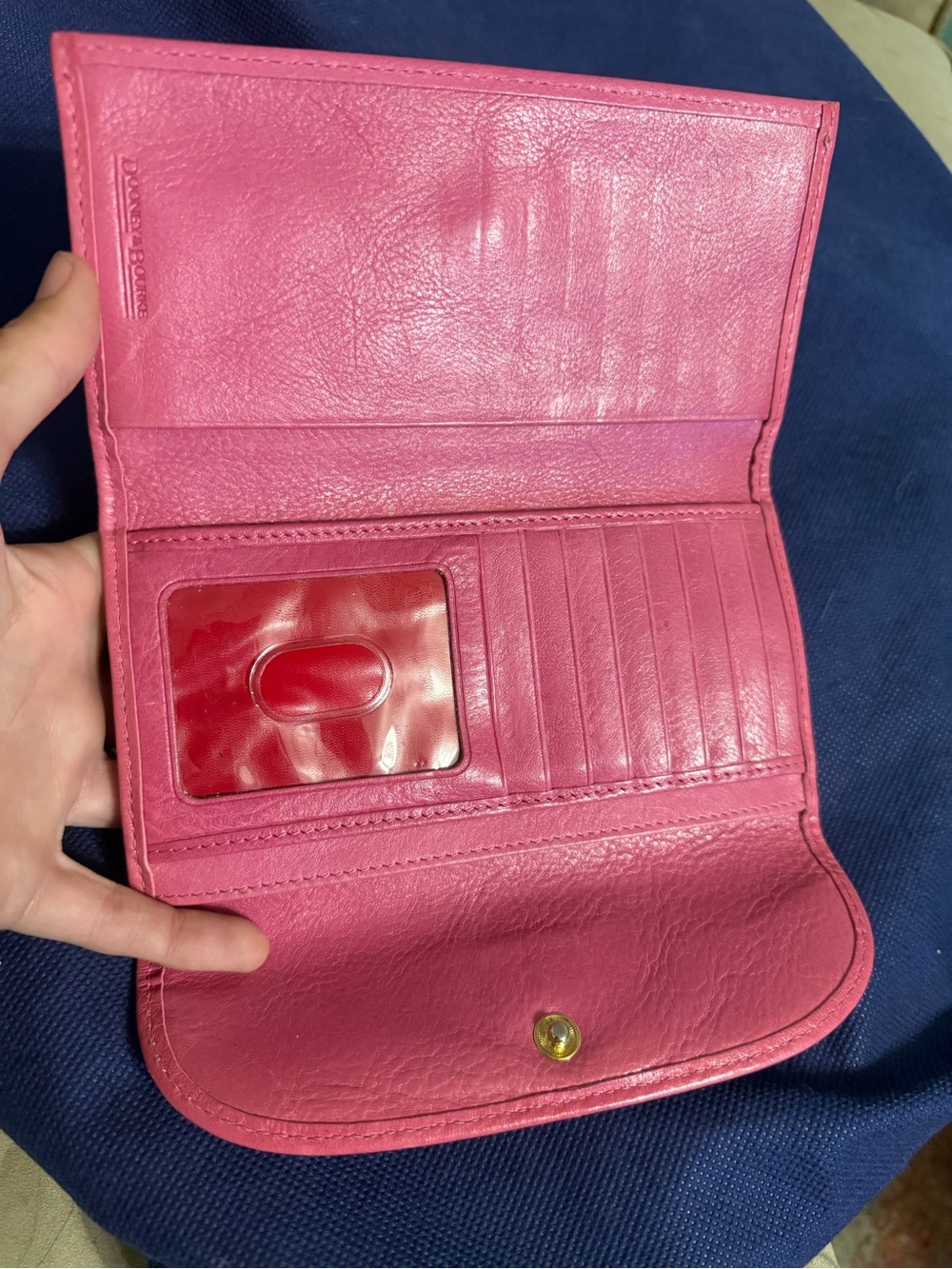 Dooney & Bourke Lime Green Leather Continental Wallet with Pink Trim - Picture 4 of 9